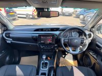 TOYOTA HILUX (2022/72)